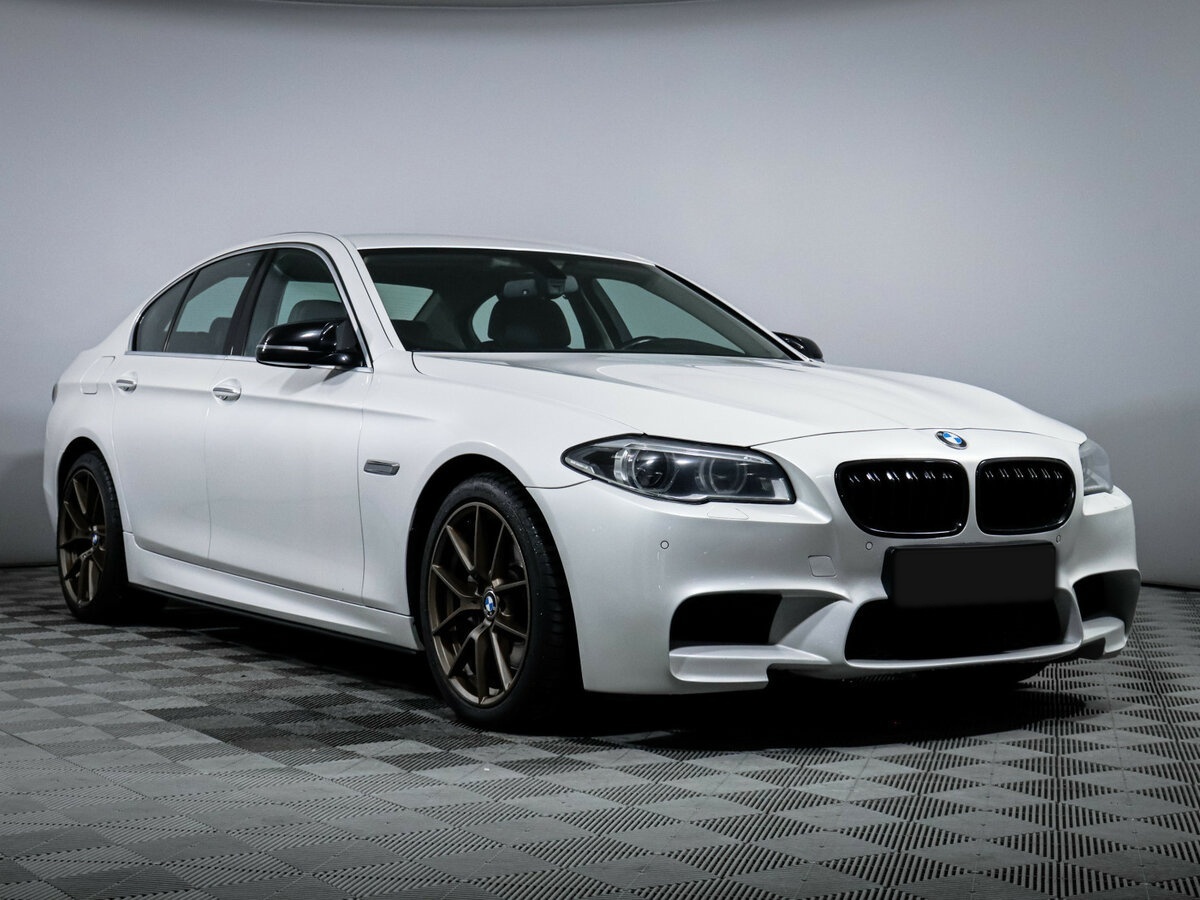 Б/У БМВ 5 серии 2016 года. Фото: #2