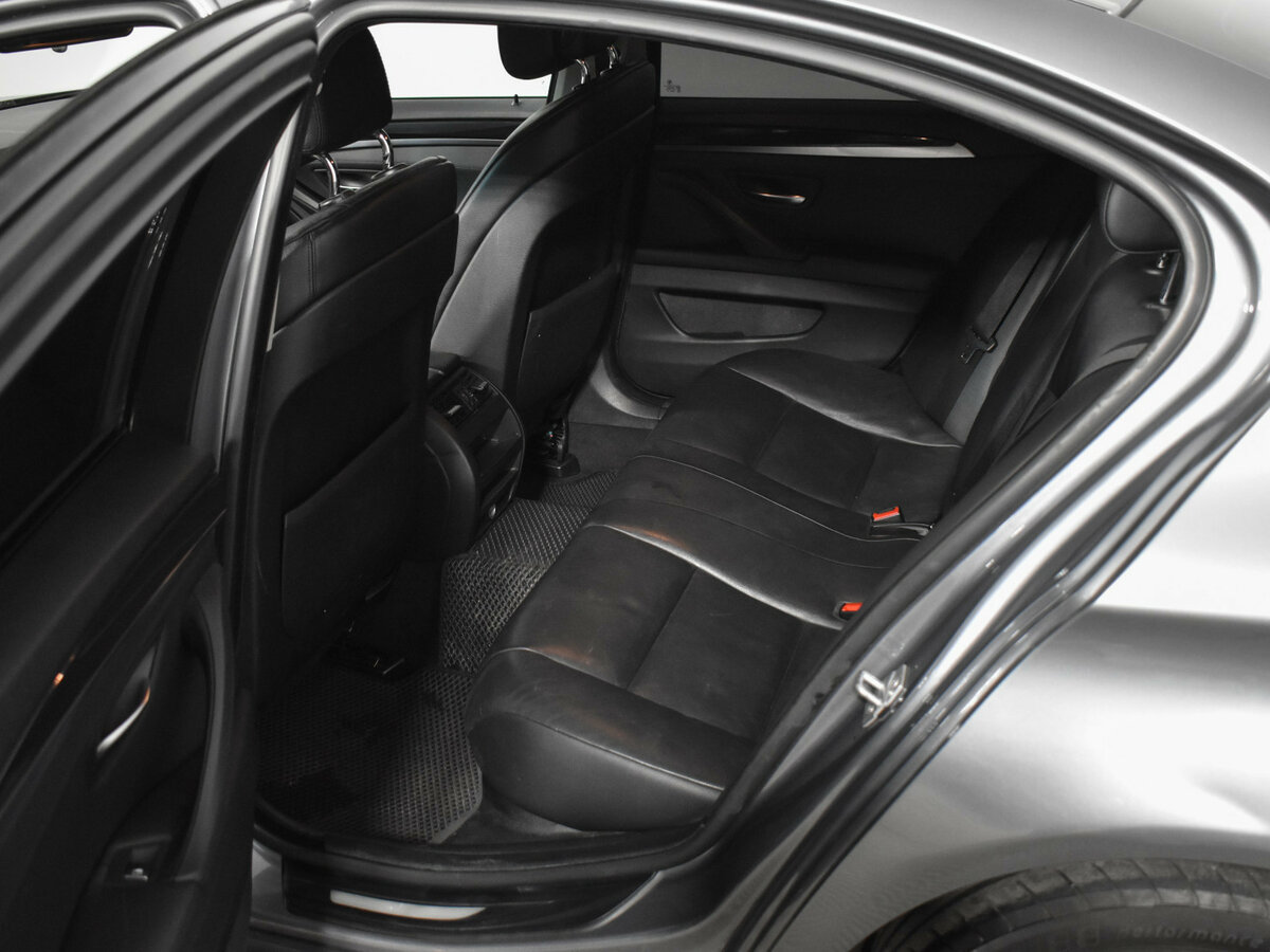 Б/У БМВ 5 серии 2013 года. Фото: #9