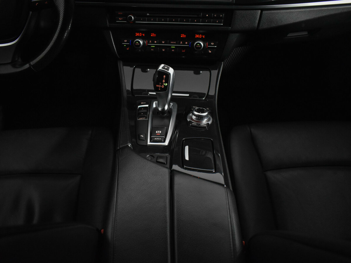 Б/У БМВ 5 серии 2013 года. Фото: #14