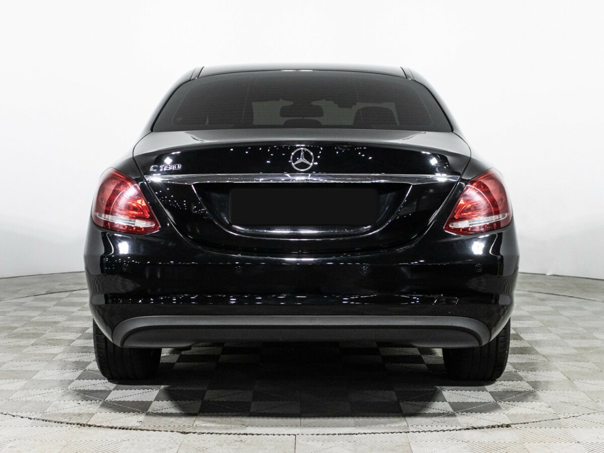 Б/У Мерседес-Бенц Ц-Класс 2018 года. Фото: #5