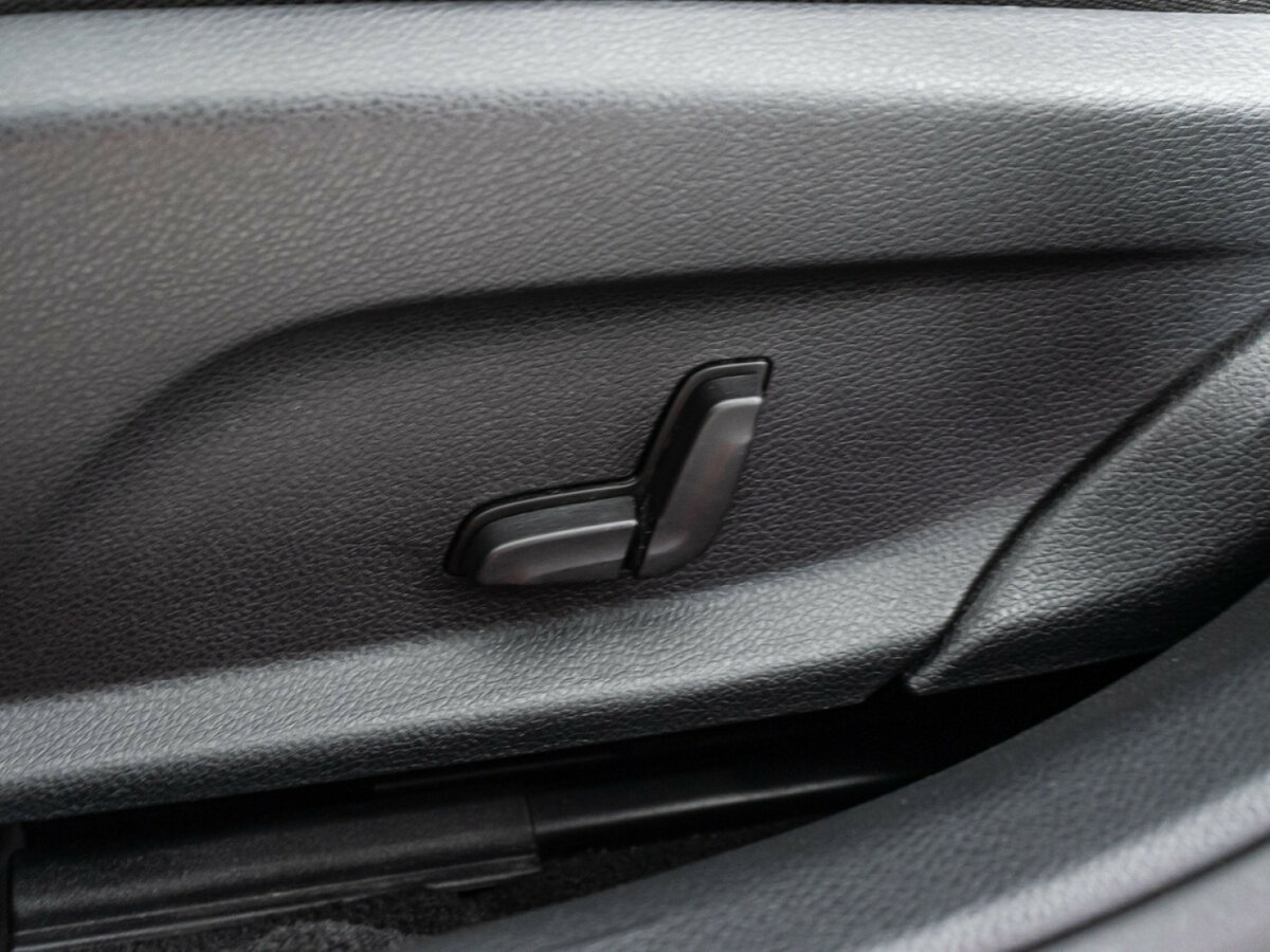 Б/У Мерседес-Бенц Ц-Класс 2018 года. Фото: #14