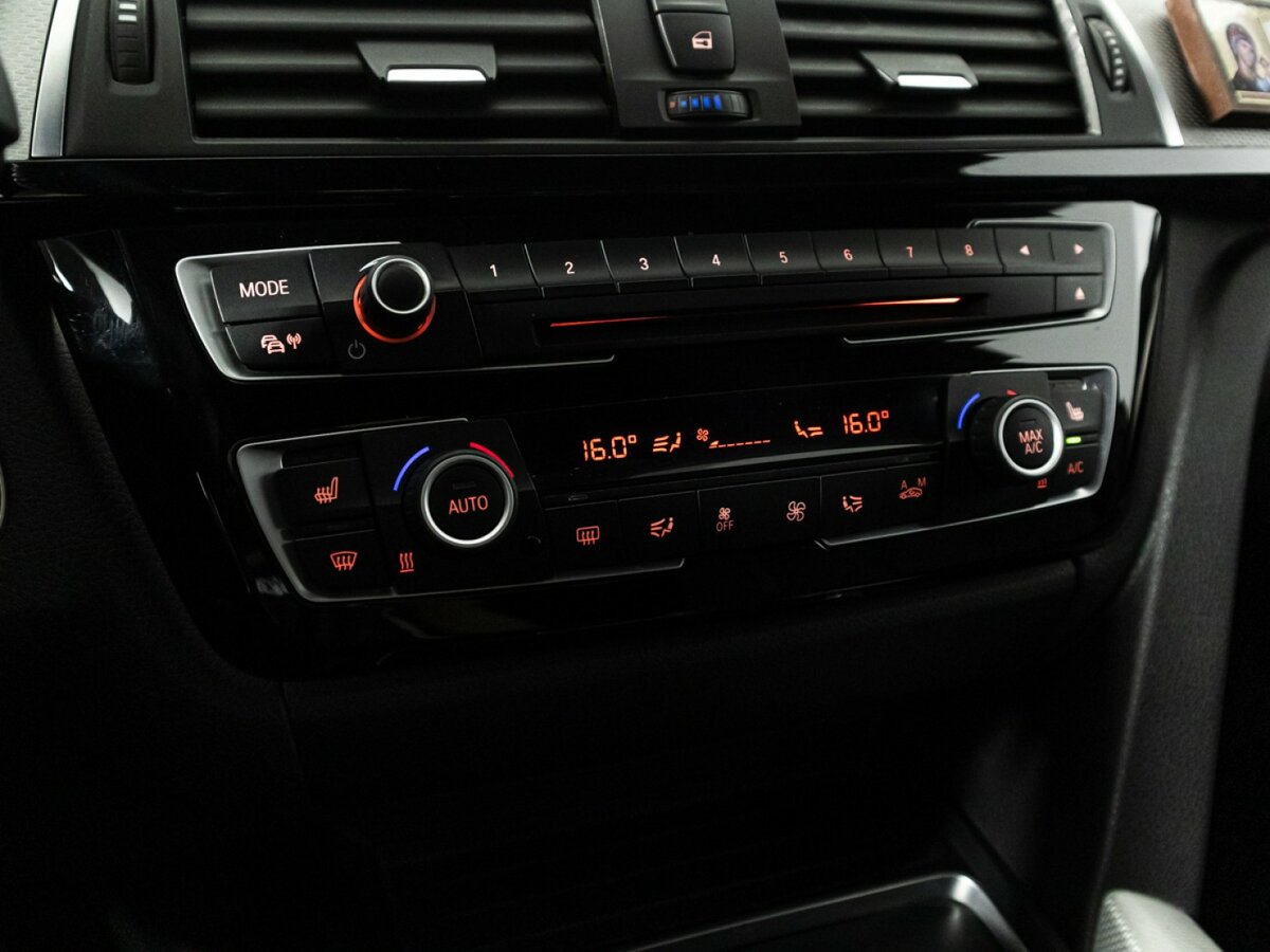 Б/У БМВ 3 серии 2016 года. Фото: #16