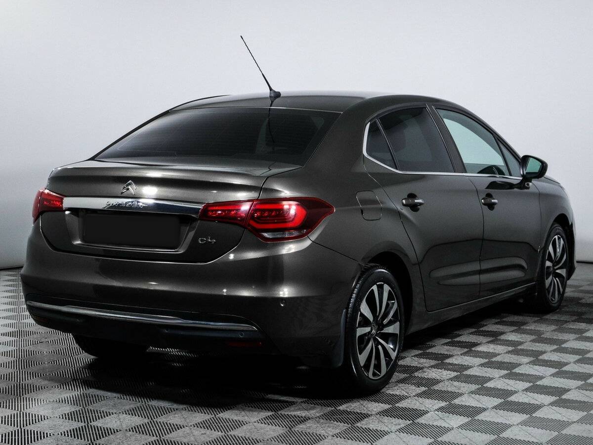 Б/У Ситроен Ц4 2016 года. Фото: #3