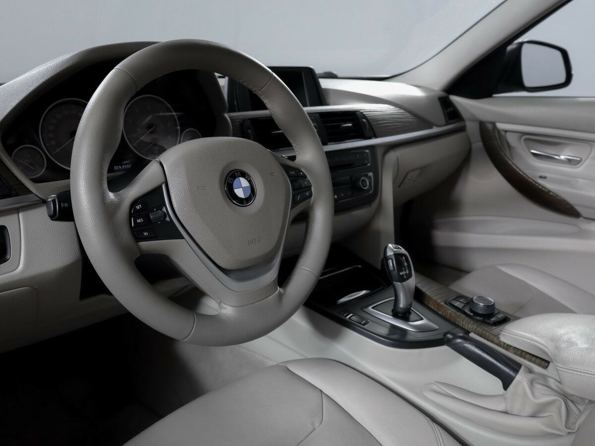 Б/У БМВ 3 серии 2012 года. Фото: #10