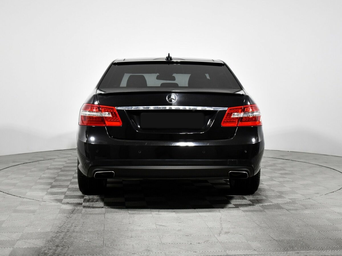 Б/У Мерседес-Бенц Е-Класс 2012 года. Фото: #5