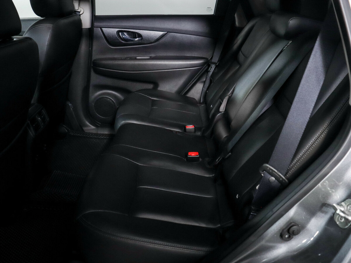 Б/У Ниссан Икс-Трейл 2018 года. Фото: #9