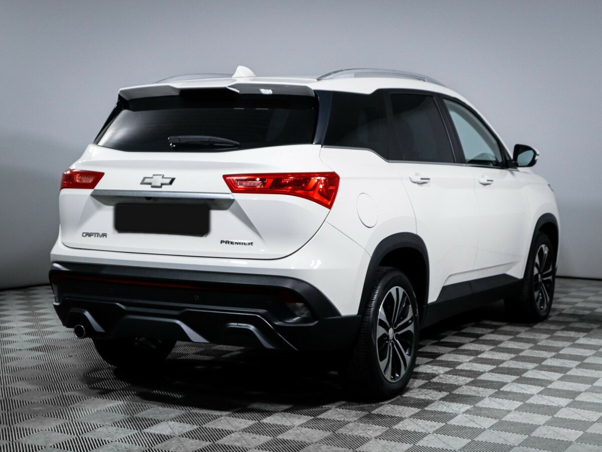 Б/У Шевроле Каптива 2022 года. Фото: #4