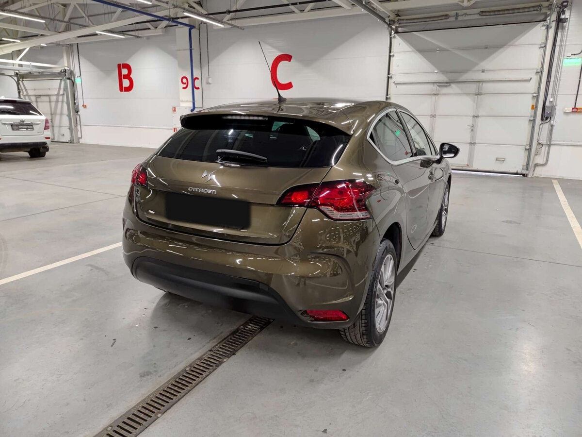 Б/У Ситроен ДС4 2012 года. Фото: #4