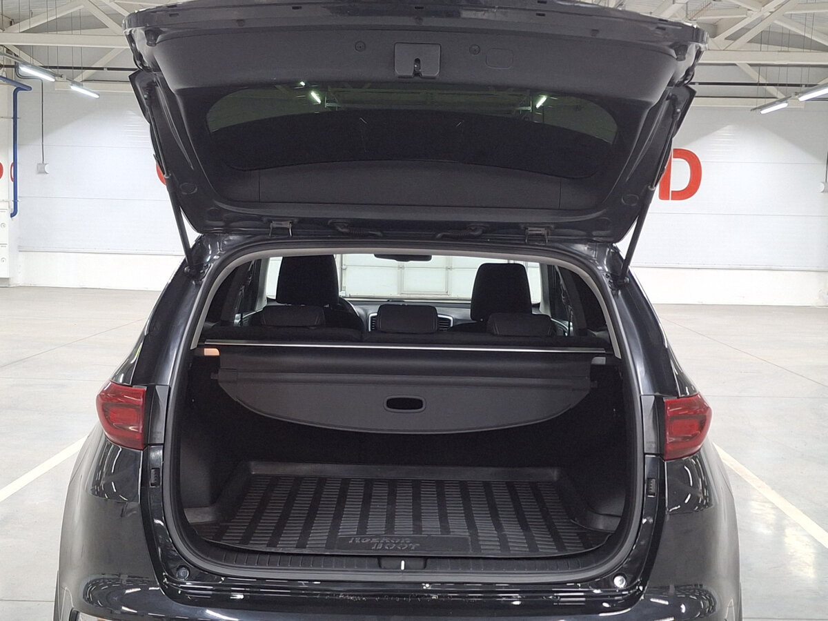 Б/У Киа Спортейдж 2020 года. Фото: #9