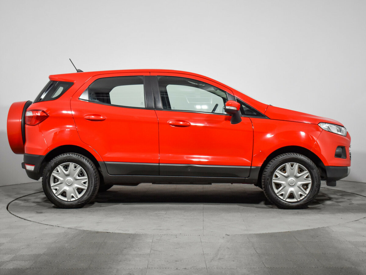 Б/У Форд ЭкоСпорт 2018 года. Фото: #3