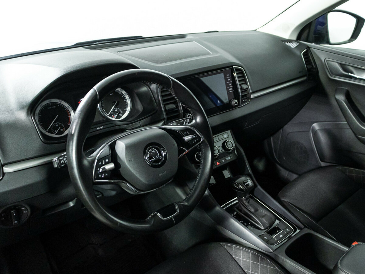 Б/У Шкода Карок 2021 года. Фото: #10