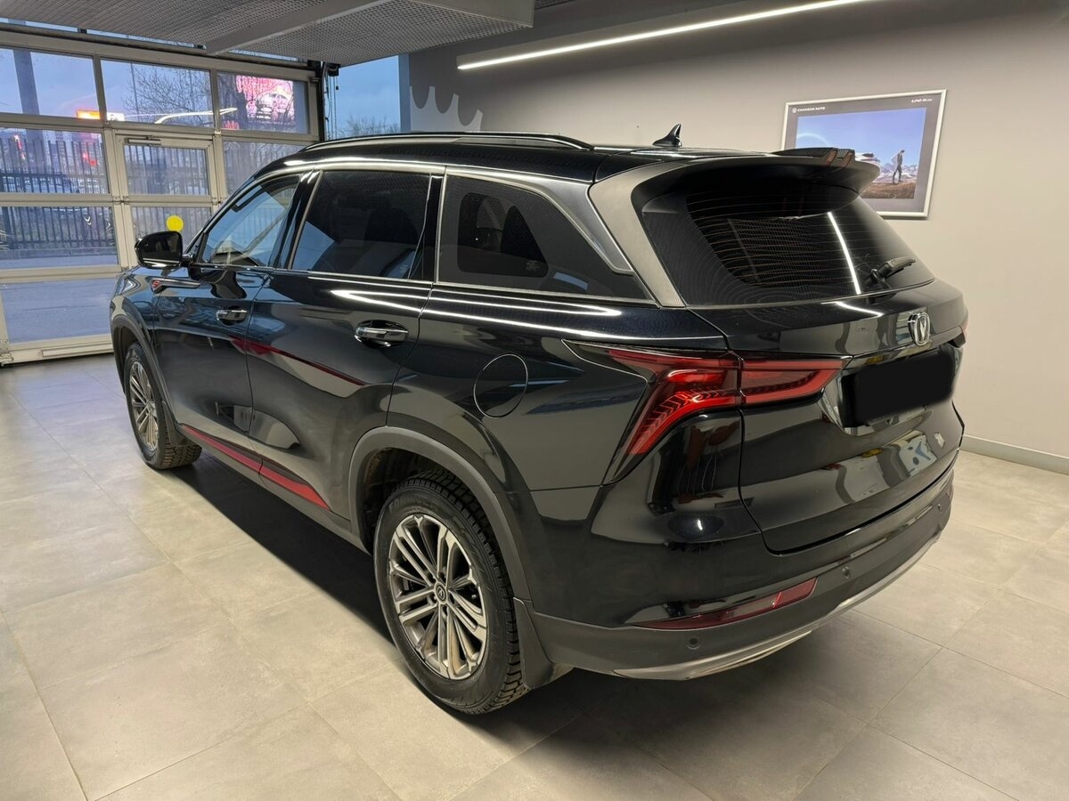 Б/У Чанган CS75 Plus 2023 года. Фото: #3