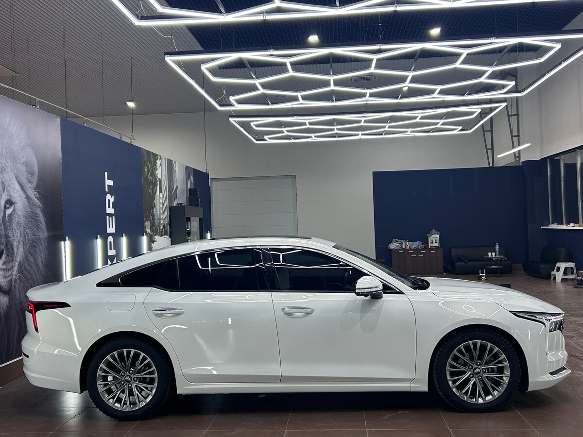 Б/У ФАВ Бестюн Б70 2023 года. Фото: #4