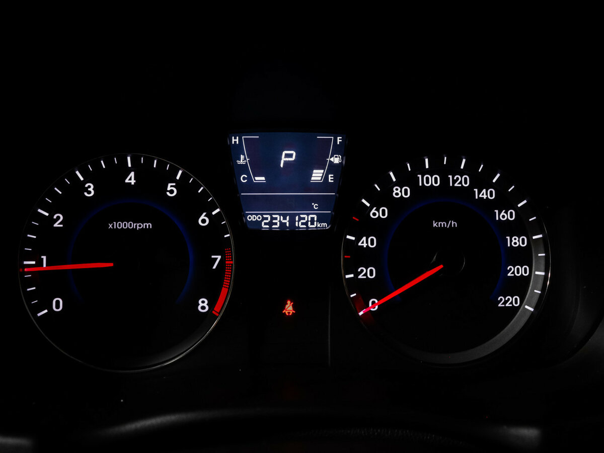 Б/У Хендай Солярис 2013 года. Фото: #8