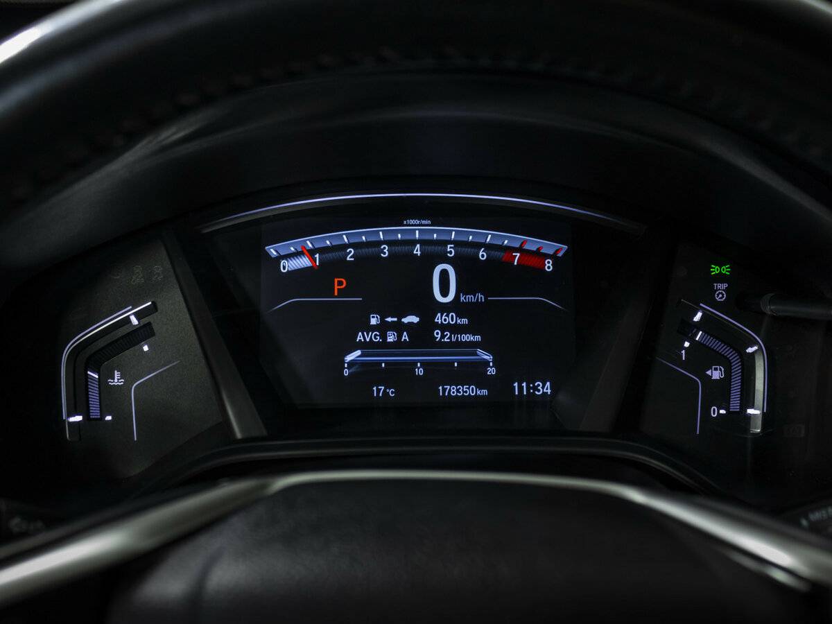 Б/У Хонда ЦР-В 2017 года. Фото: #9