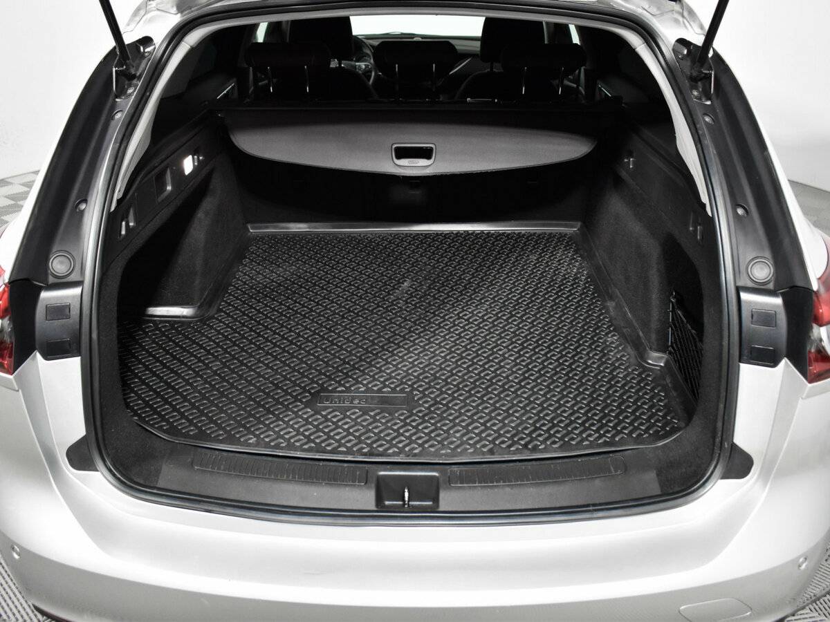 Б/У Опель Инсигния 2020 года. Фото: #16