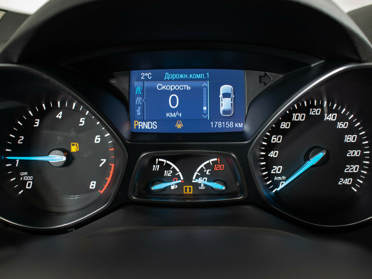 Б/У Форд Куга 2015 года. Фото: #9