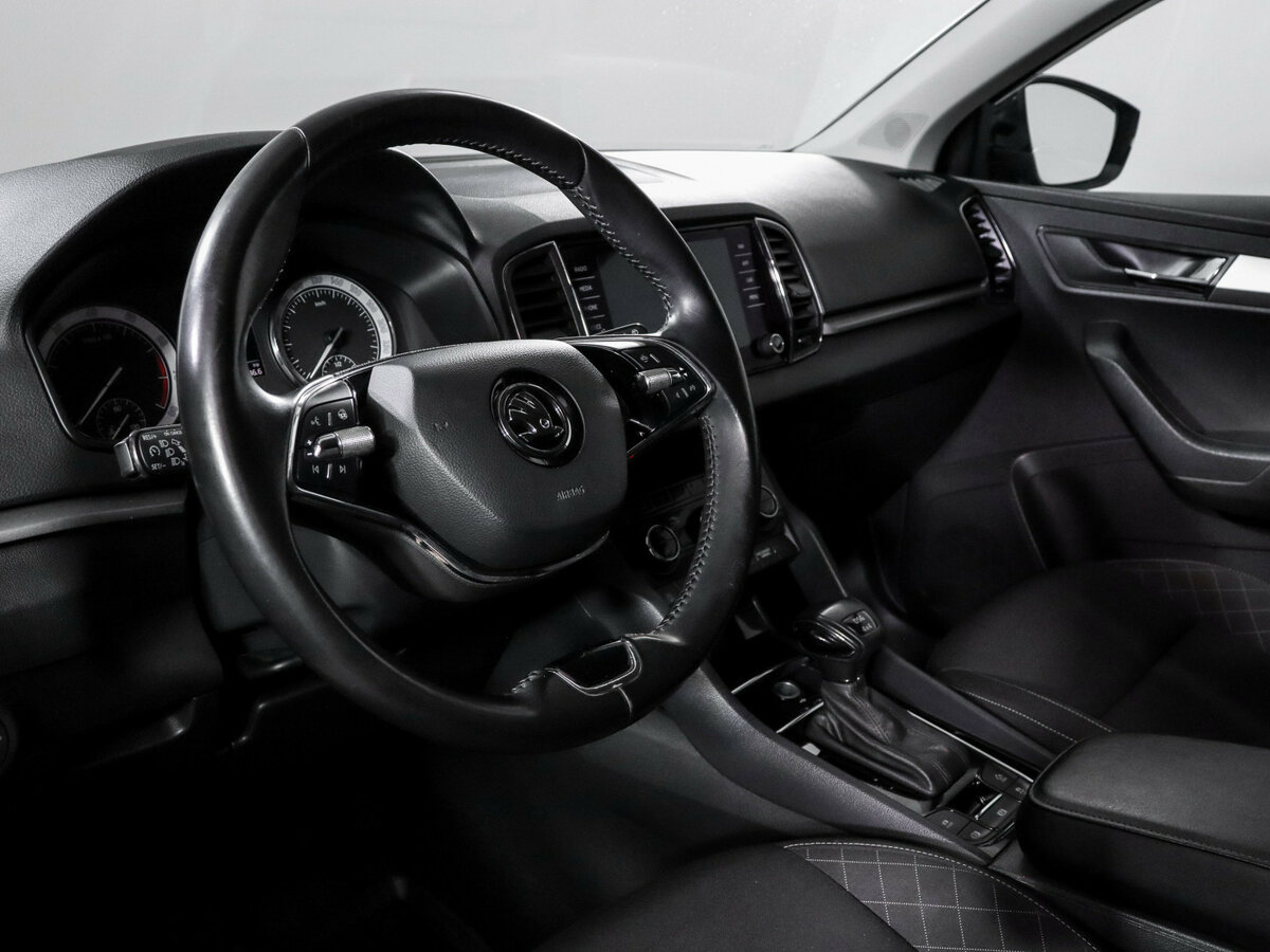 Б/У Шкода Карок 2021 года. Фото: #13