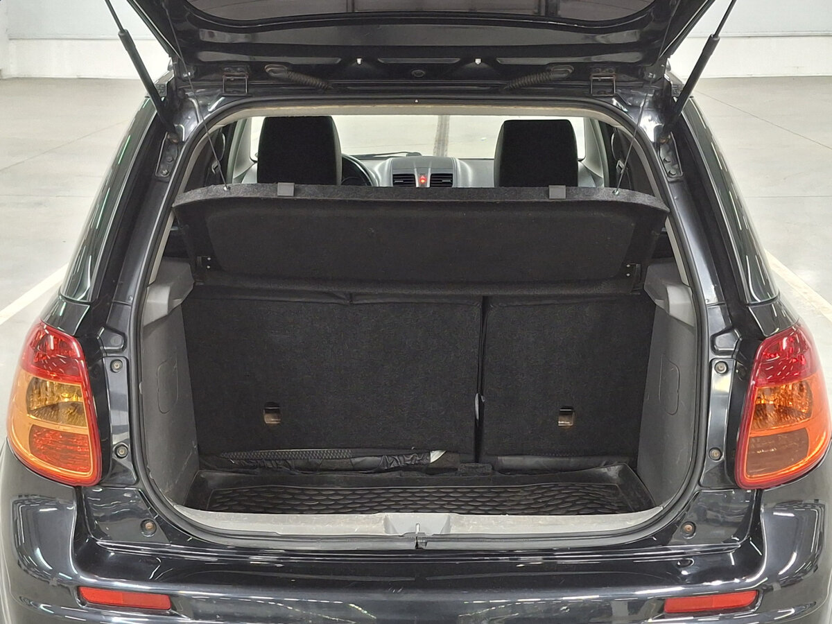 Б/У Сузуки С-Икс4 2012 года. Фото: #9