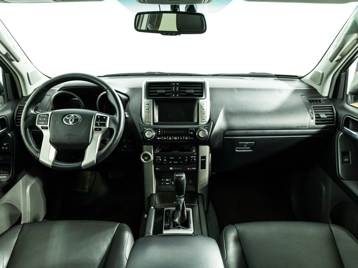 Б/У Тойота Лэнд Крузер Прадо 2013 года. Фото: #10