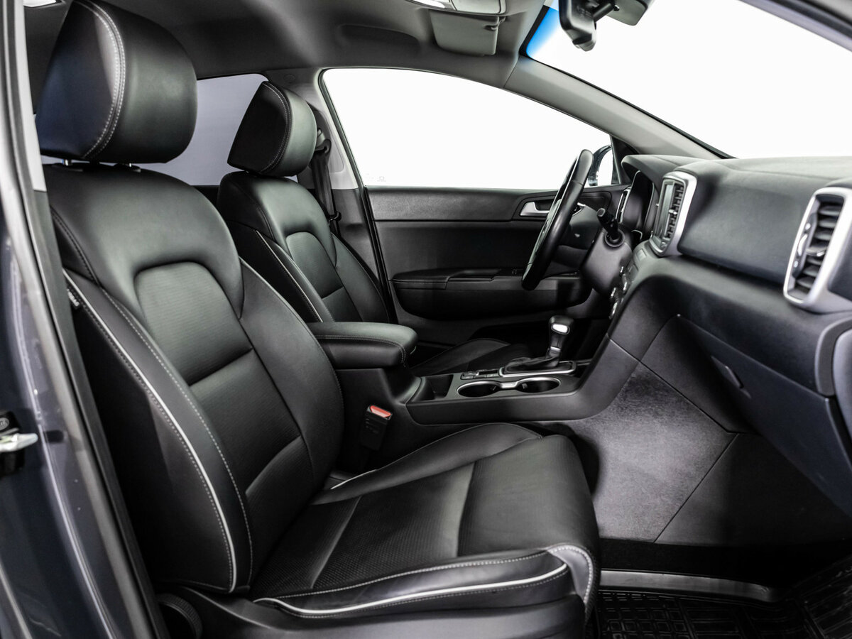 Б/У Киа Спортейдж 2020 года. Фото: #16