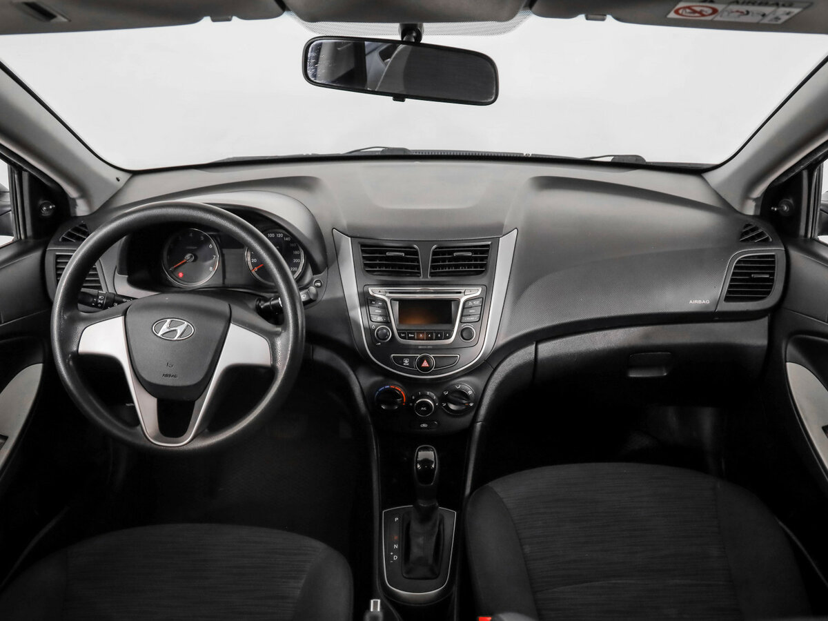 Б/У Хендай Солярис 2016 года. Фото: #9