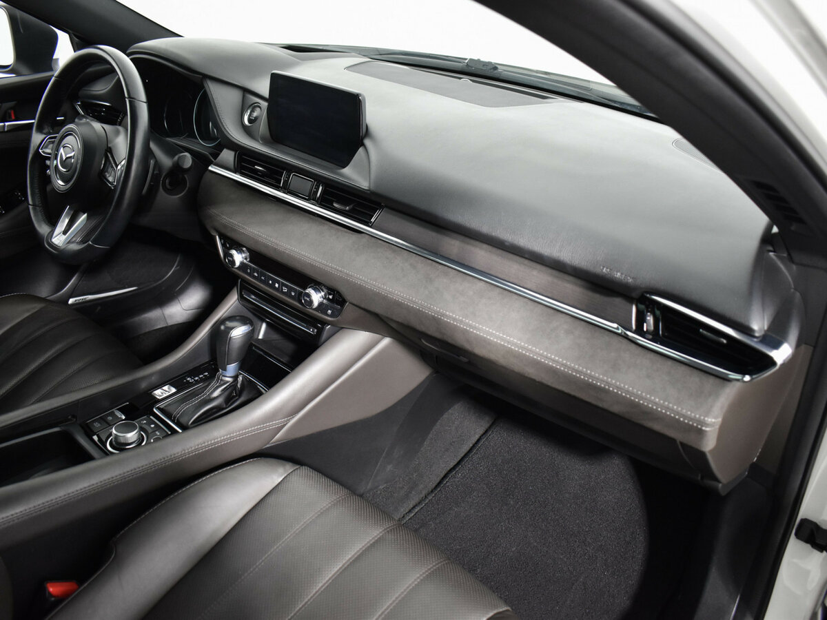 Б/У Мазда 6 2018 года. Фото: #13