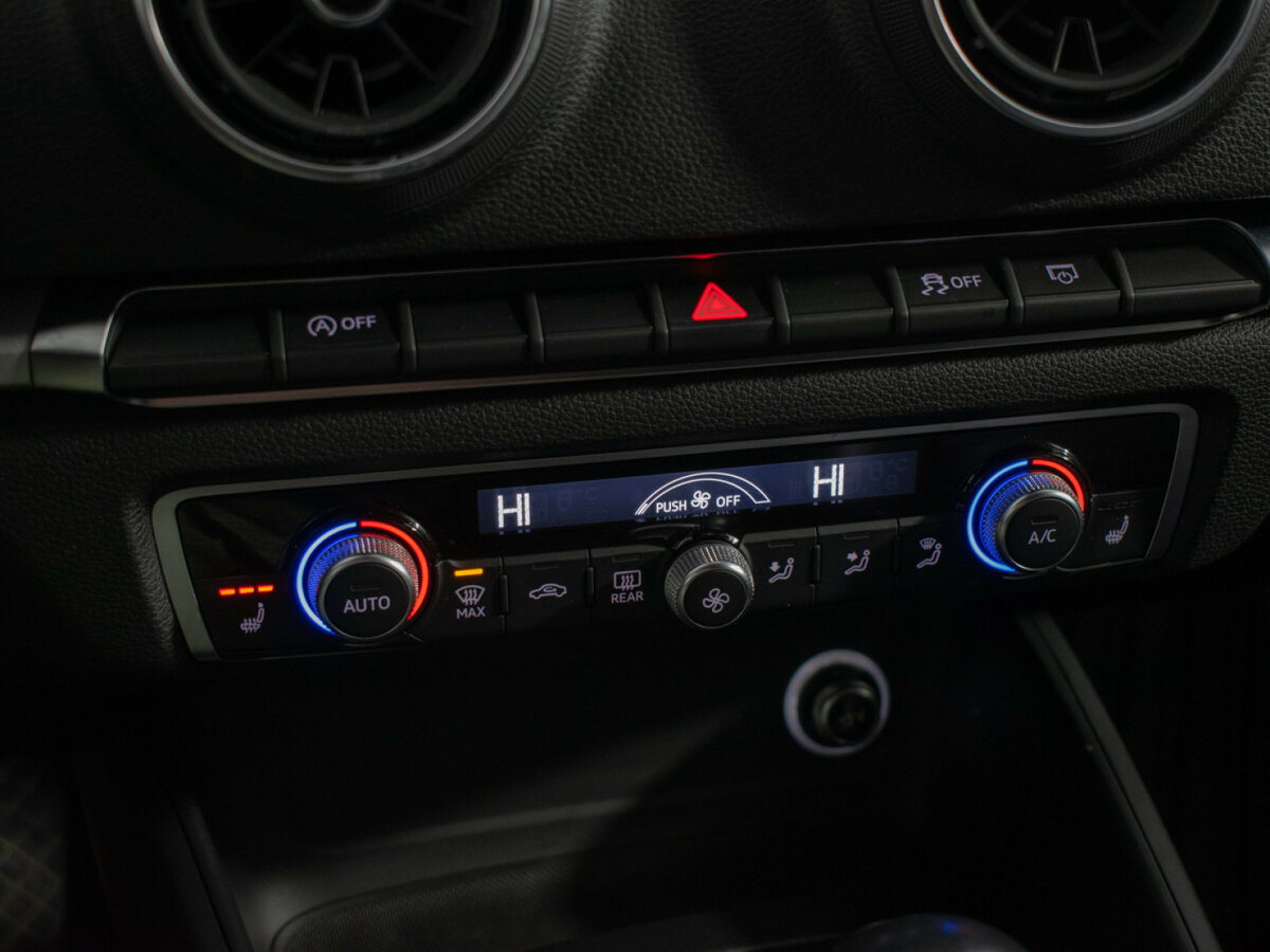 Б/У Ауди А3 2019 года. Фото: #12